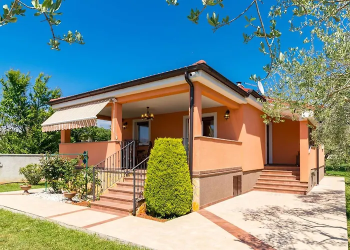 Dolinka Nyaraló Póla