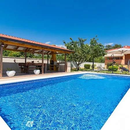 Dolinka Dom wakacyjny *