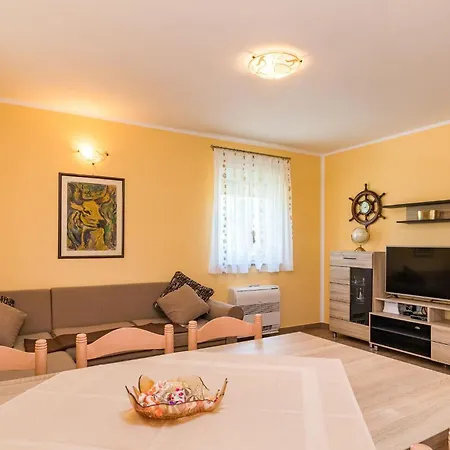 Dolinka Holiday home Pula