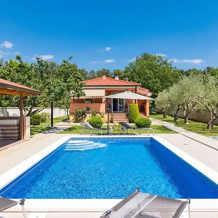 Holiday home Dolinka Pula