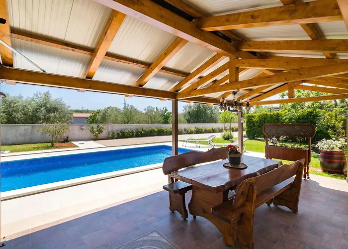 Vikendica Dolinka Pula