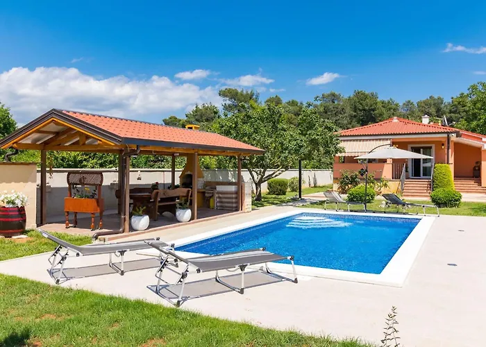 Dom wakacyjny Dolinka *